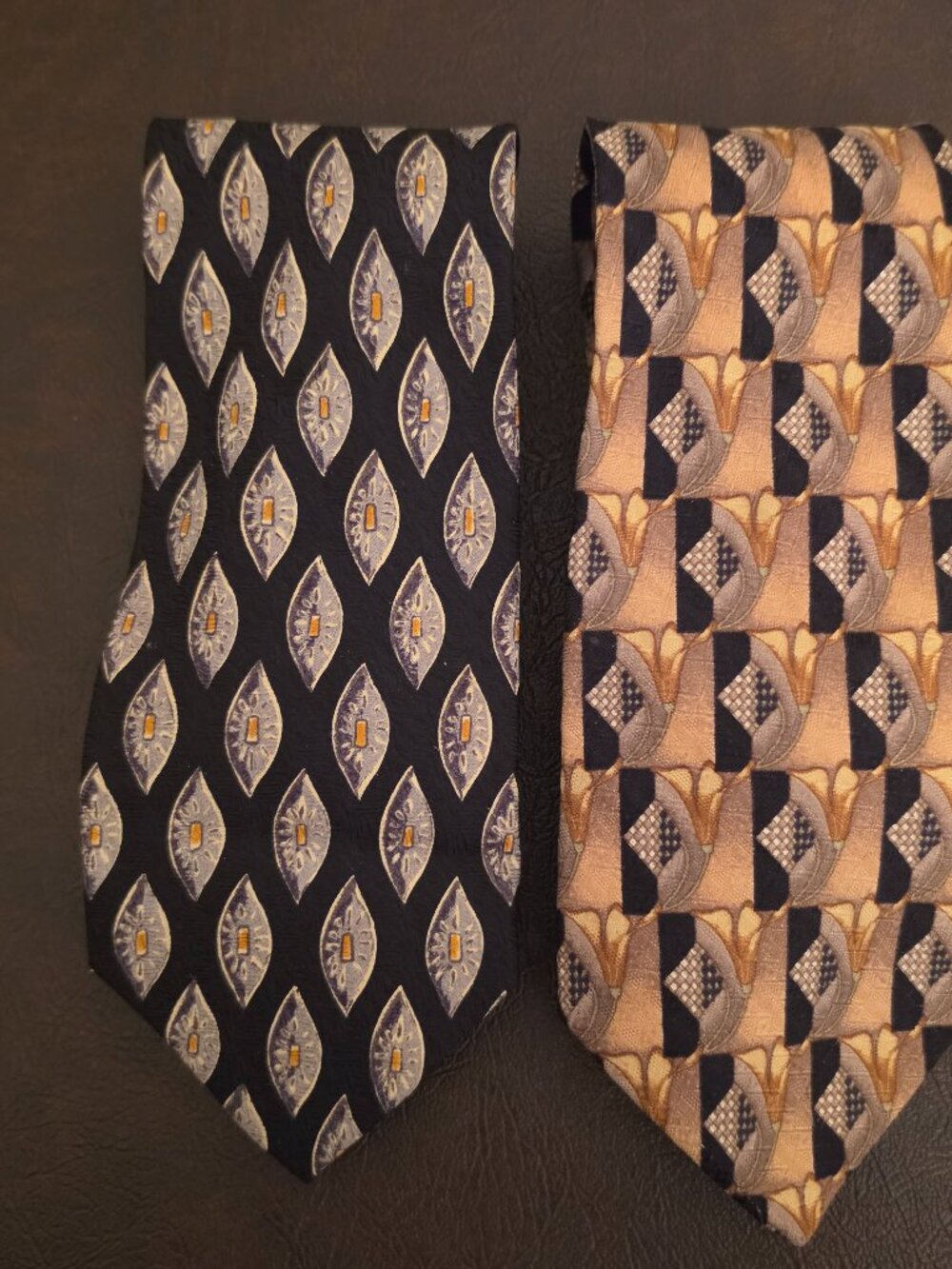 Set of two designer silk ties by Today's Man, made in Italy.